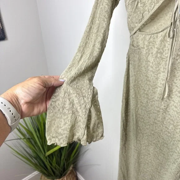 NWT House of CB Giovanna Musk Lace Long Sleeve Maxi Dress Cut Out Small Sexy - Picture 8 of 14